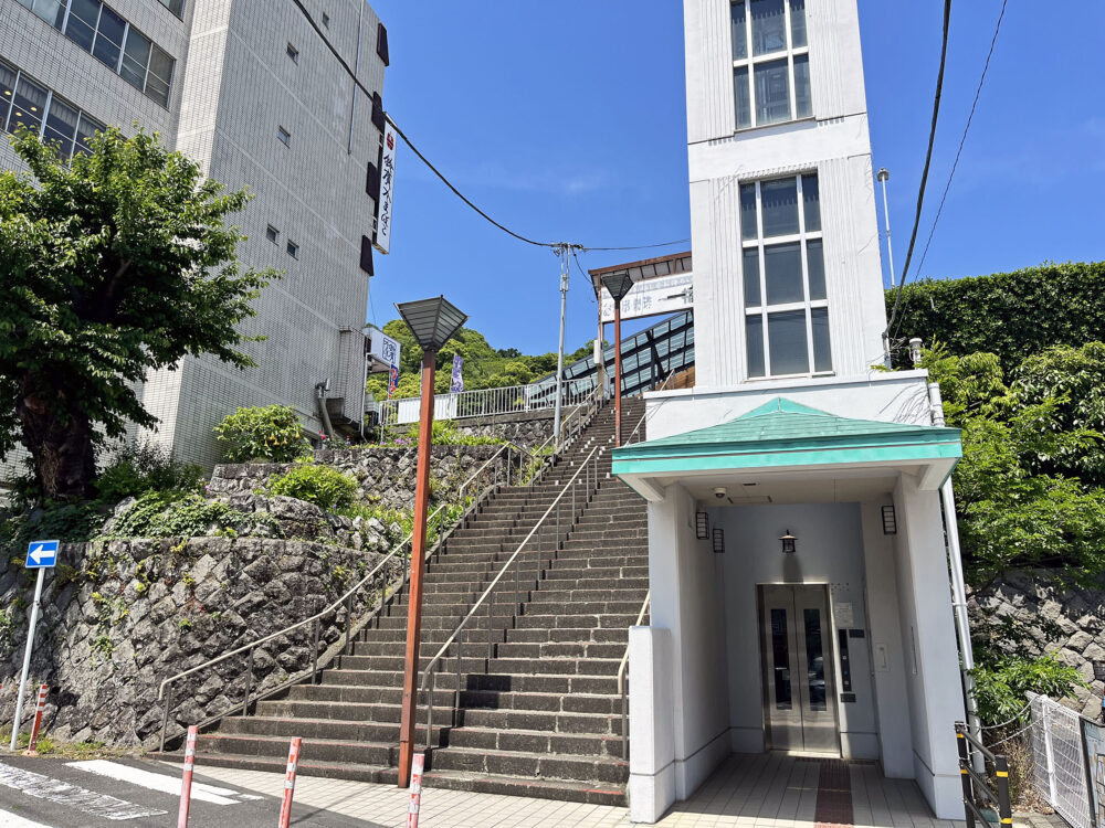 湯河原駅前エレベーター