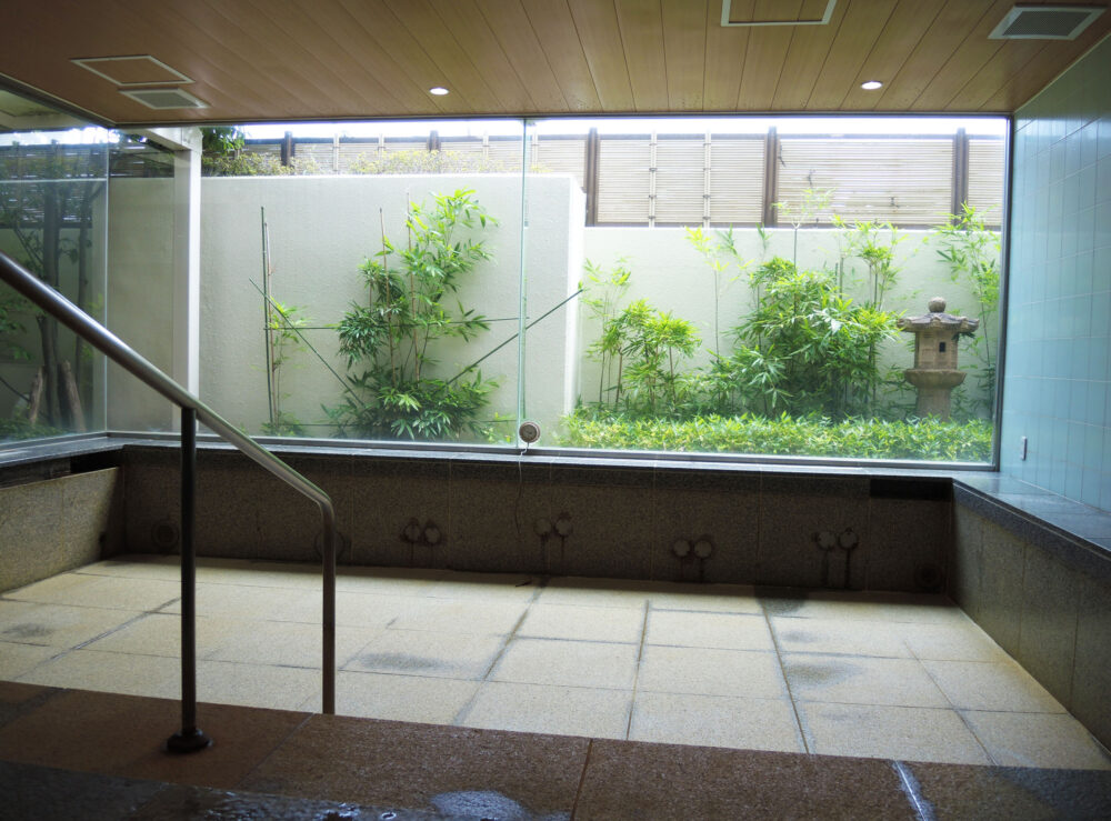 湯河原ロイヤルハイツ