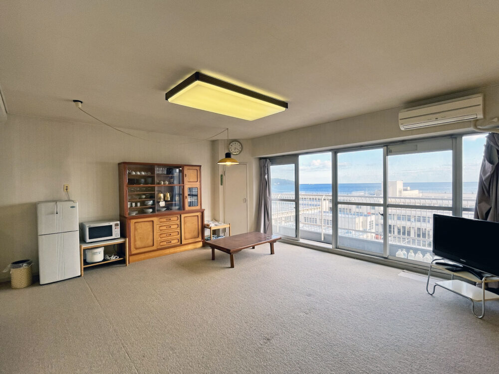 湯河原ロイヤルハイツ