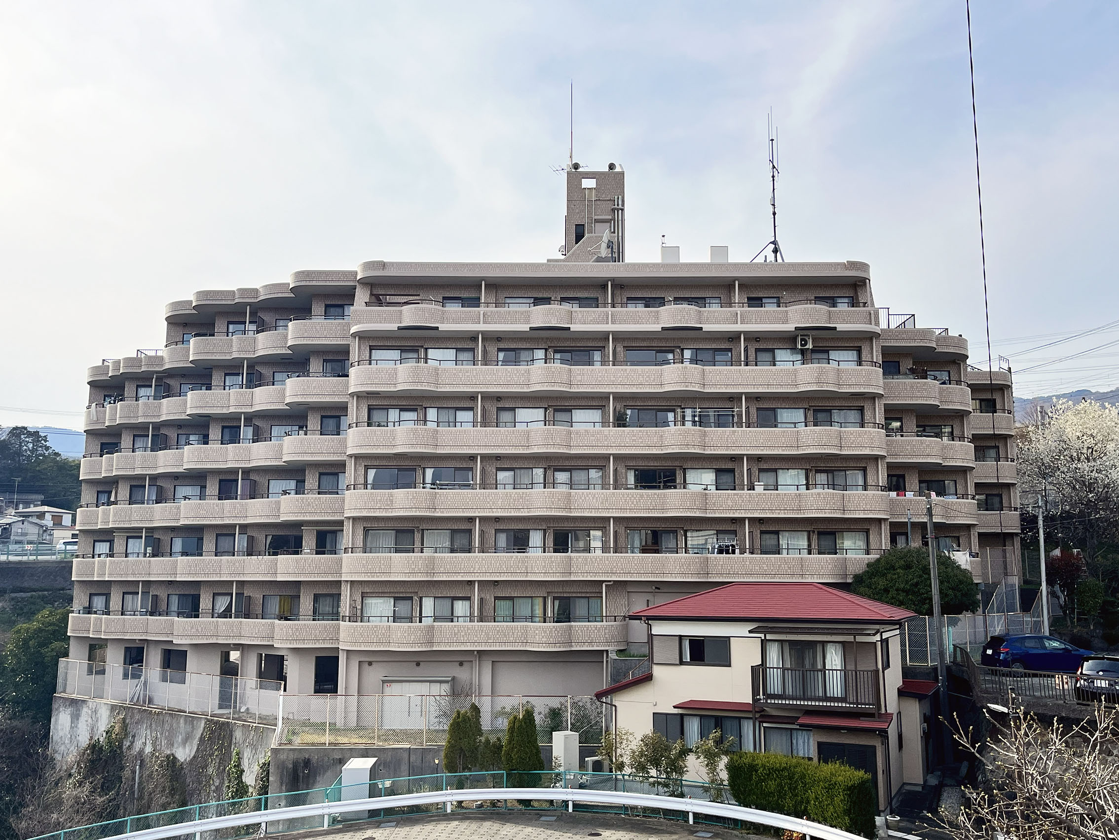 ライオンズマンション湯河原町福浦 6階